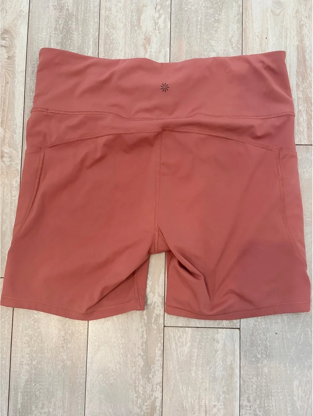 Athleta Ultimate Stash II 7” Shorts 1X Terracotta High Rise Side Pockets